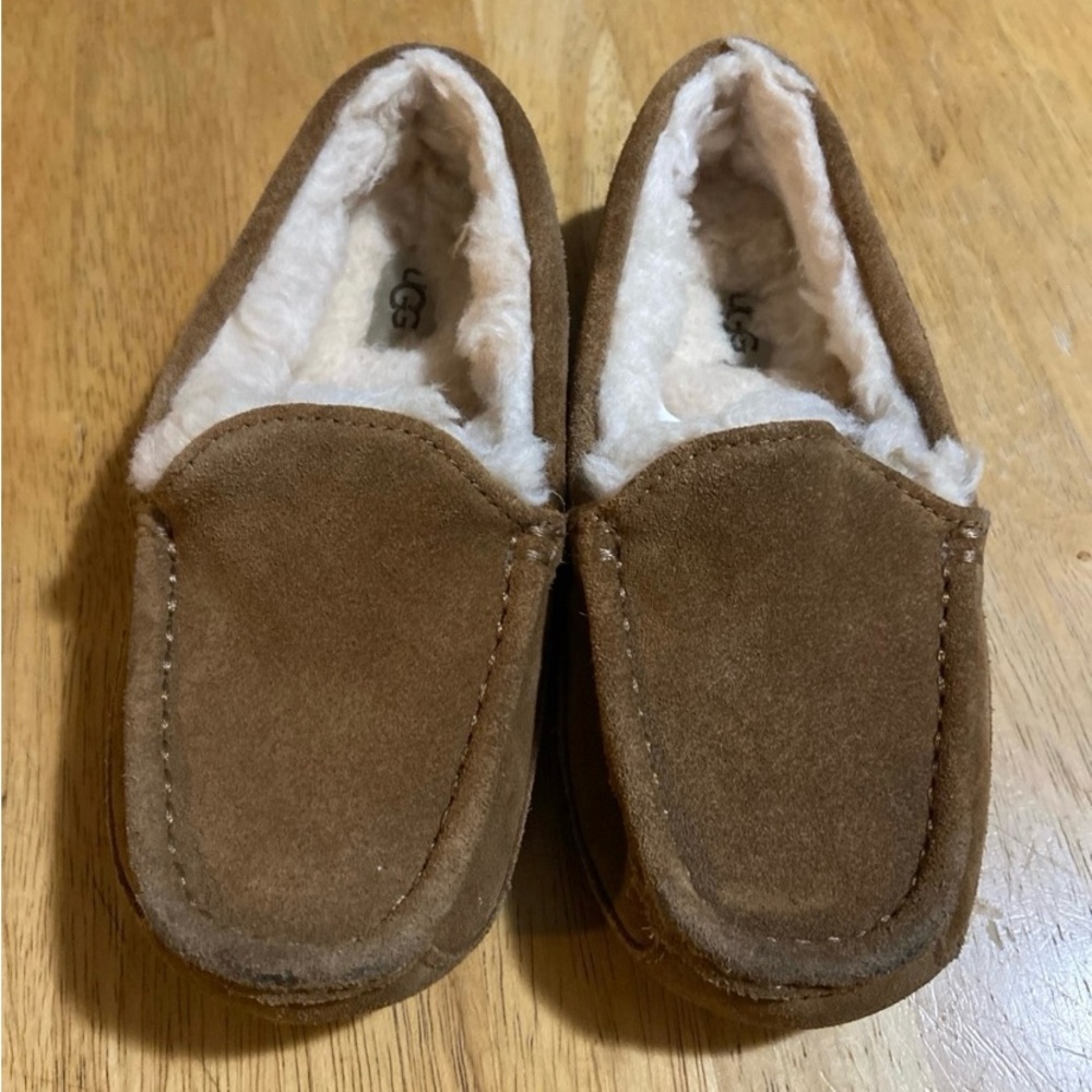 UGG Kids Tan Suede Slippers